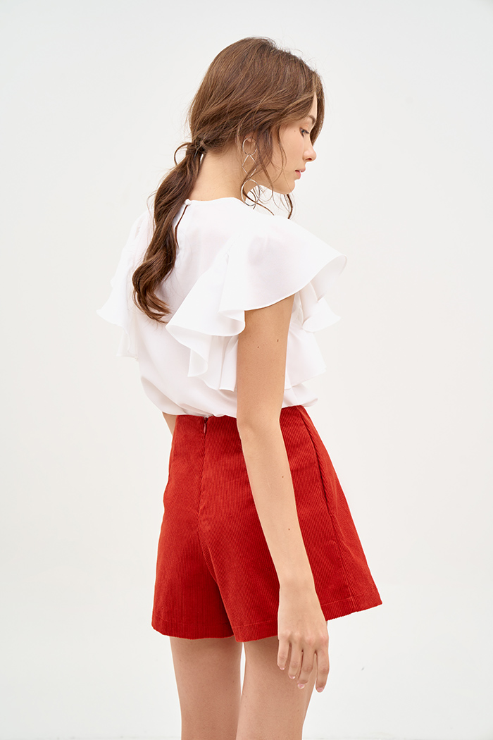 Áo linen mỏng cổ tròn nhấn bèo tay