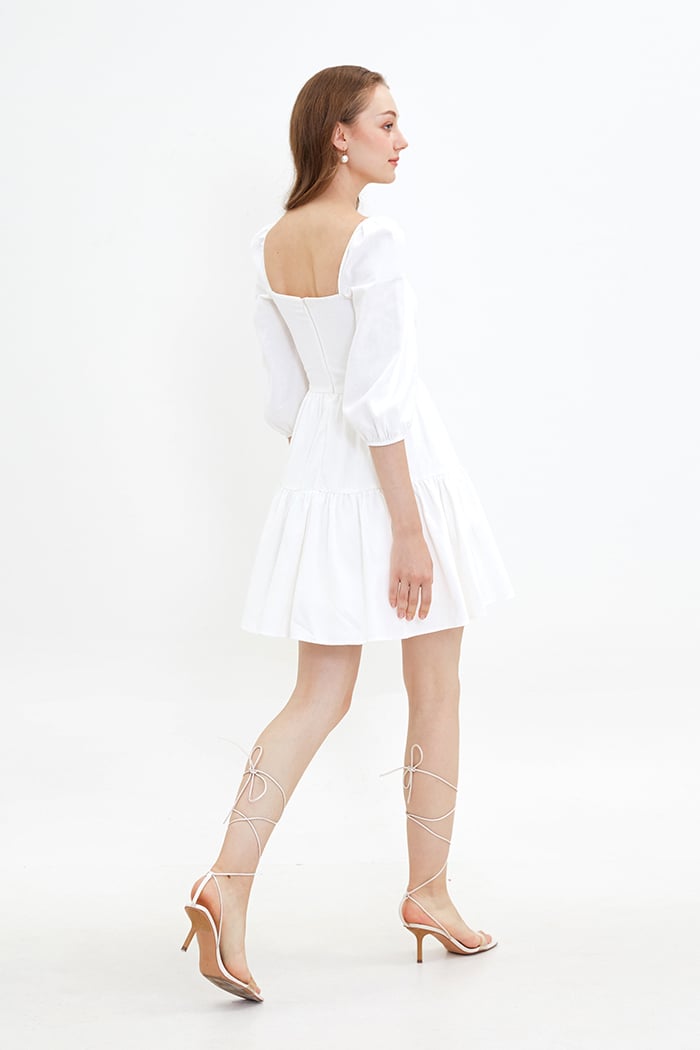 Đầm linen cổ vuông tay lở