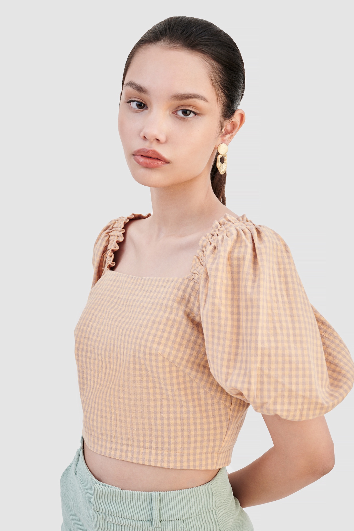 Áo kiểu crop tay phồng hoạ tiết gingham