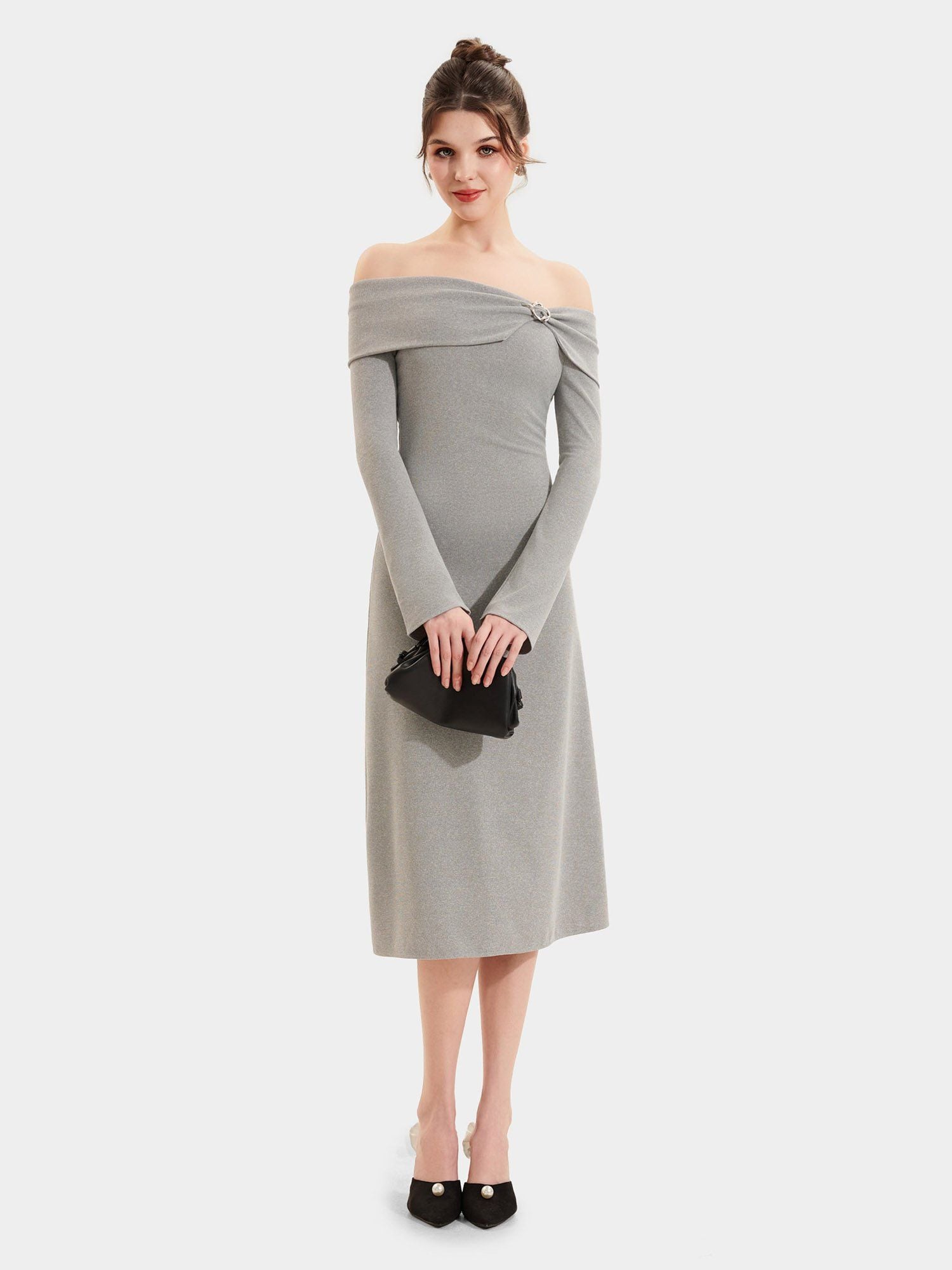  Đầm midi form ôm tay dài bẹt vai đính khoen 