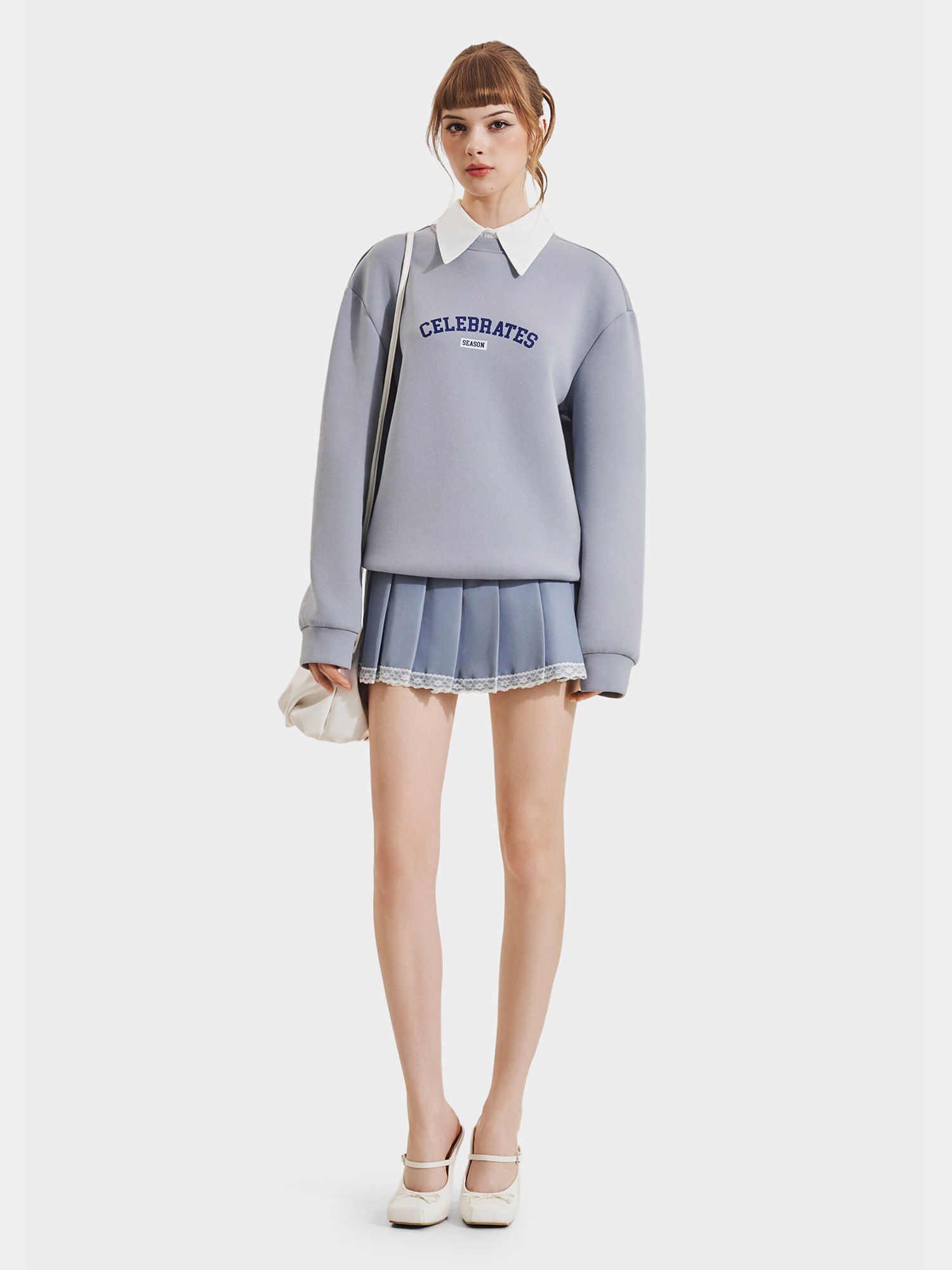  Áo sweater phối cổ sơ mi in chữ 