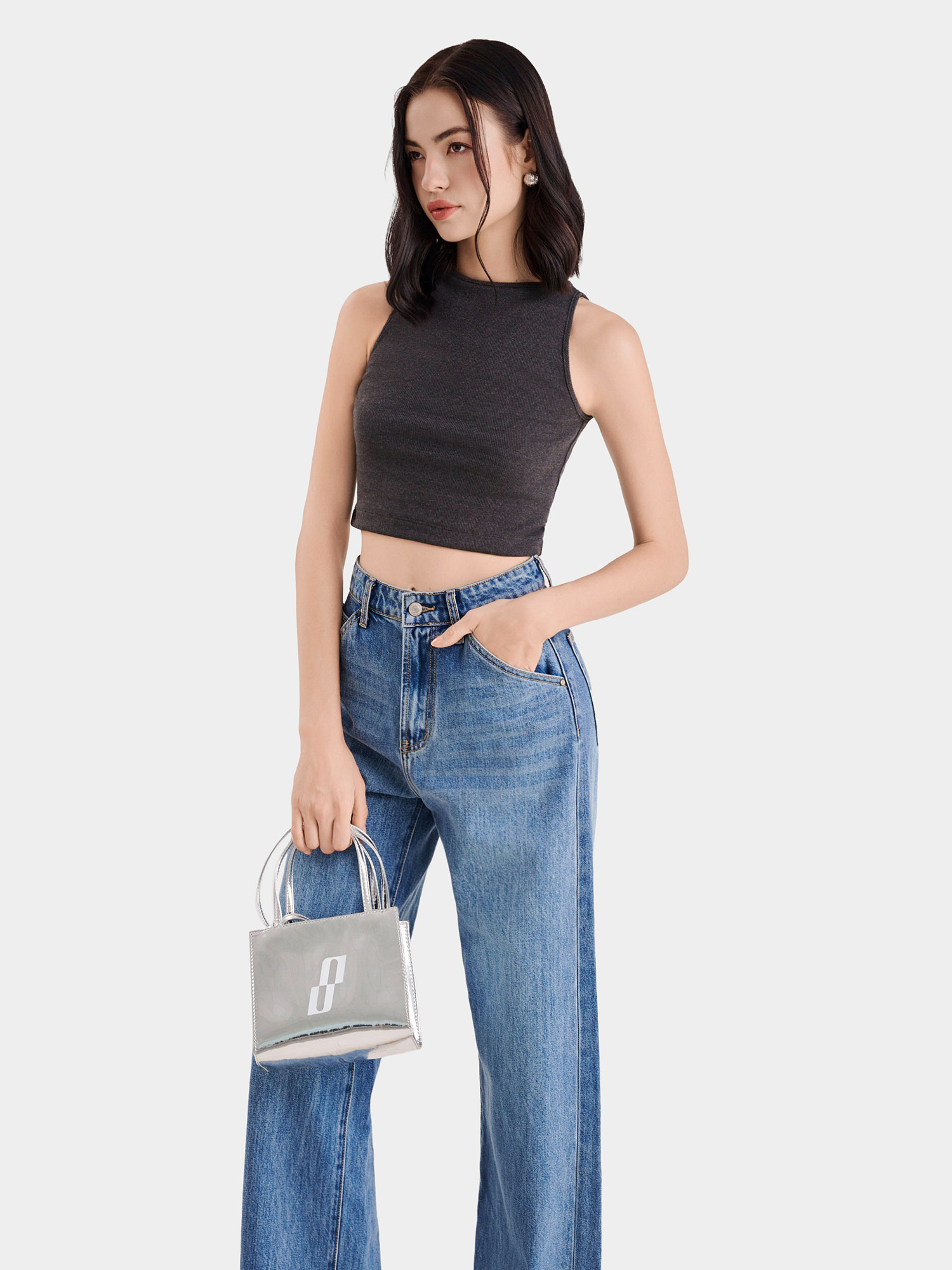 Áo thun crop 3 lỗ cổ thuyền