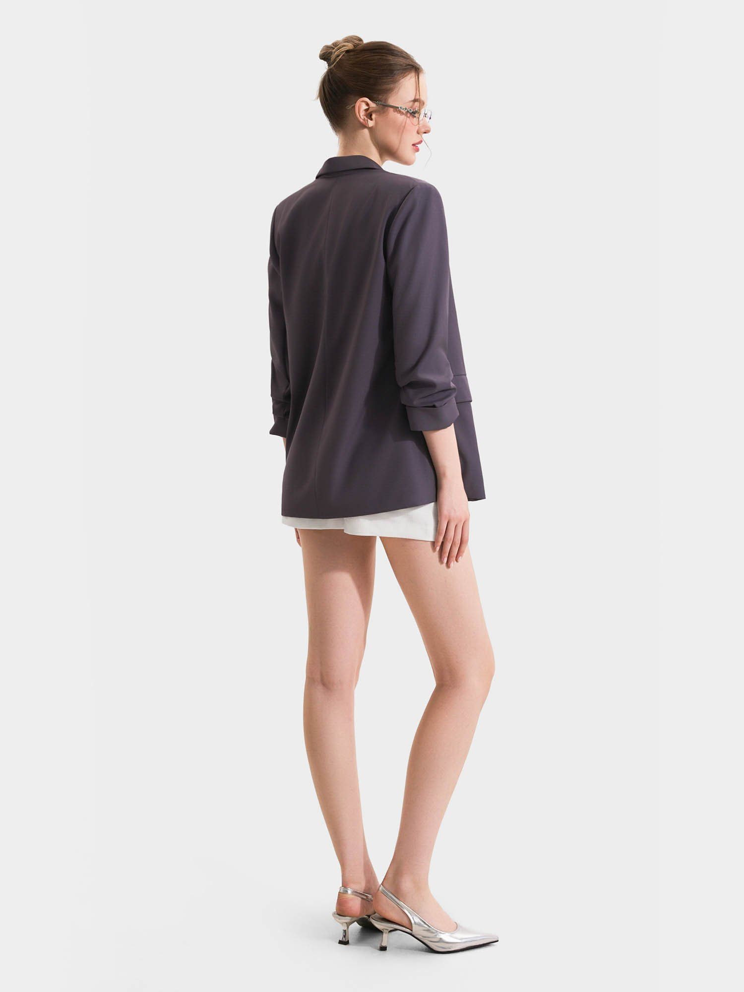  Áo blazer nhún xắn tay cách điệu 