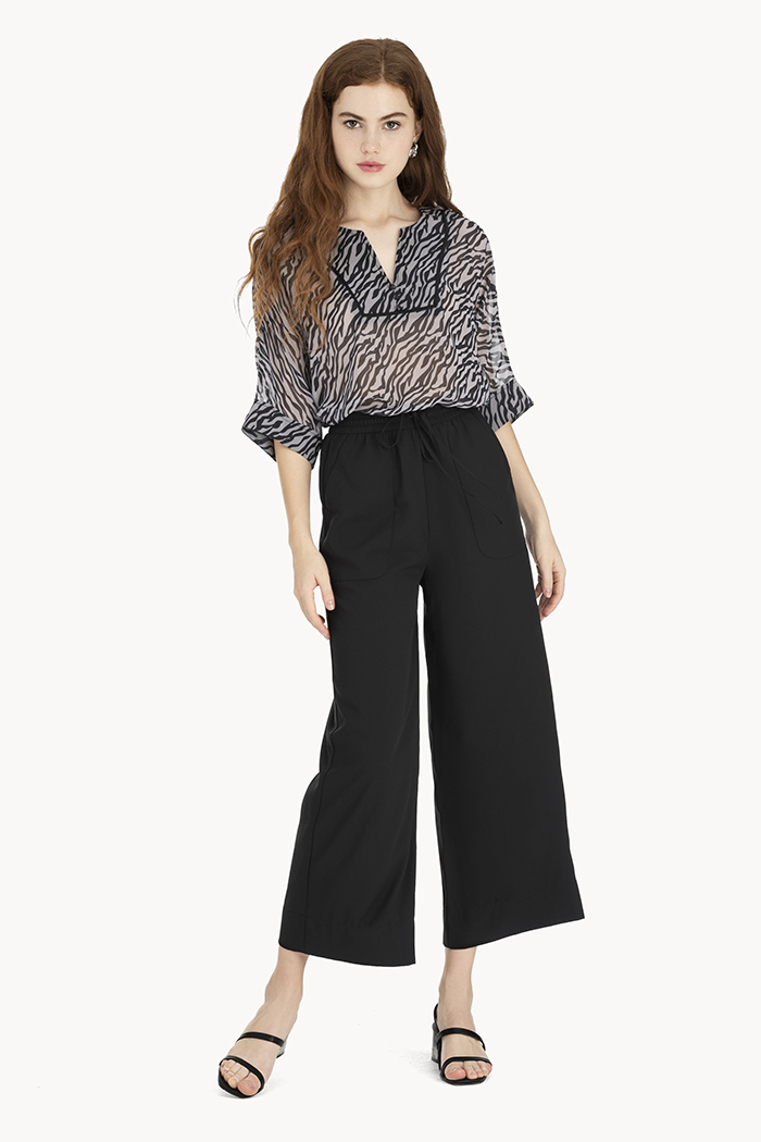 Áo hoạ tiết zebra rã đô viền