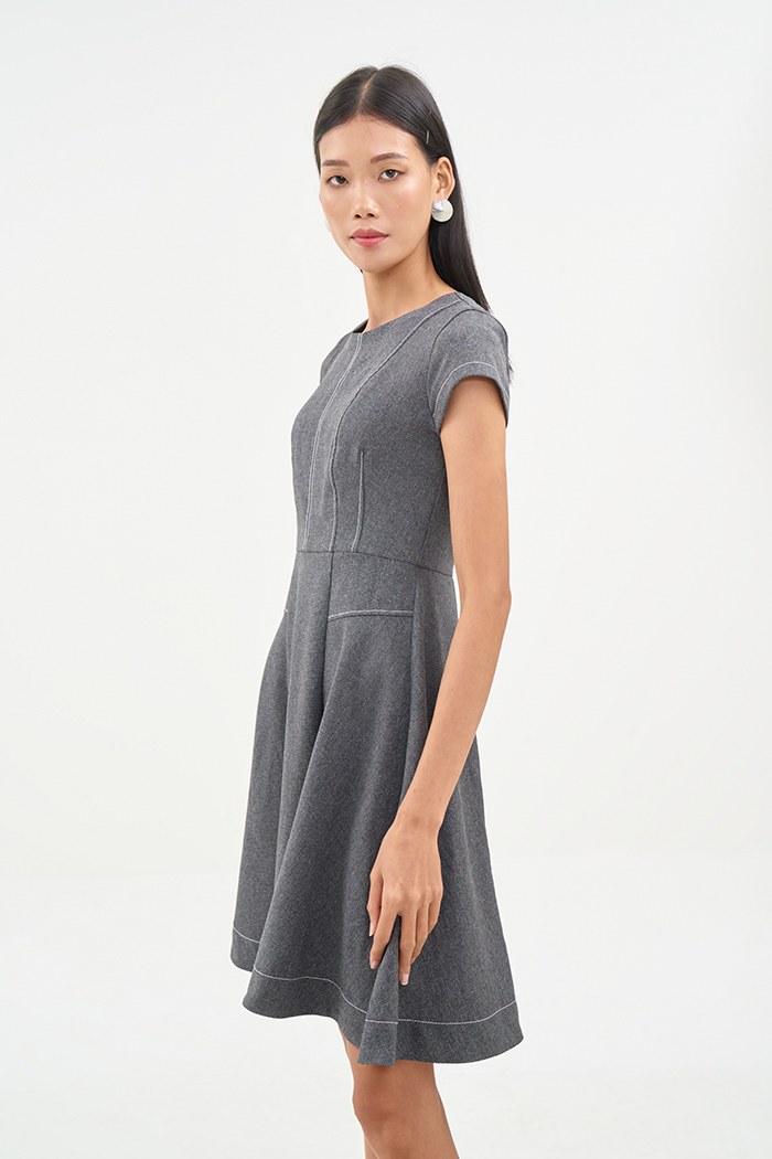 Đầm bố móc tay con rã diễu
