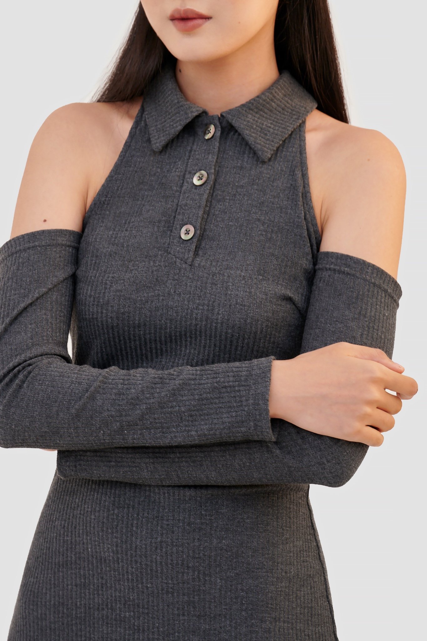 Đầm knit cutout vai