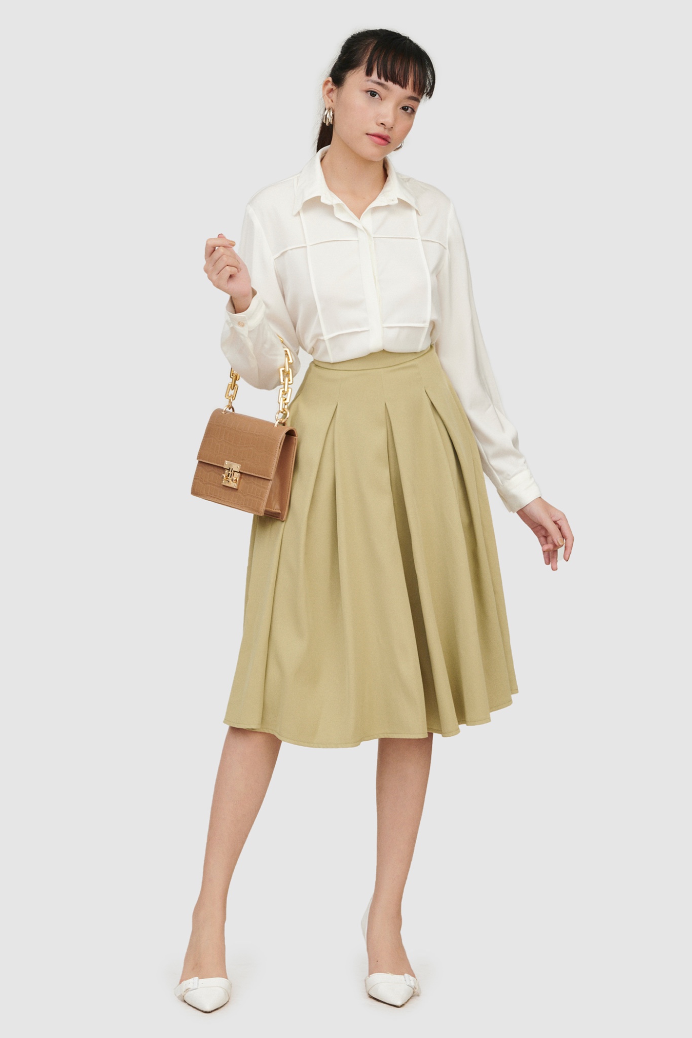 Váy midi xếp li hợp