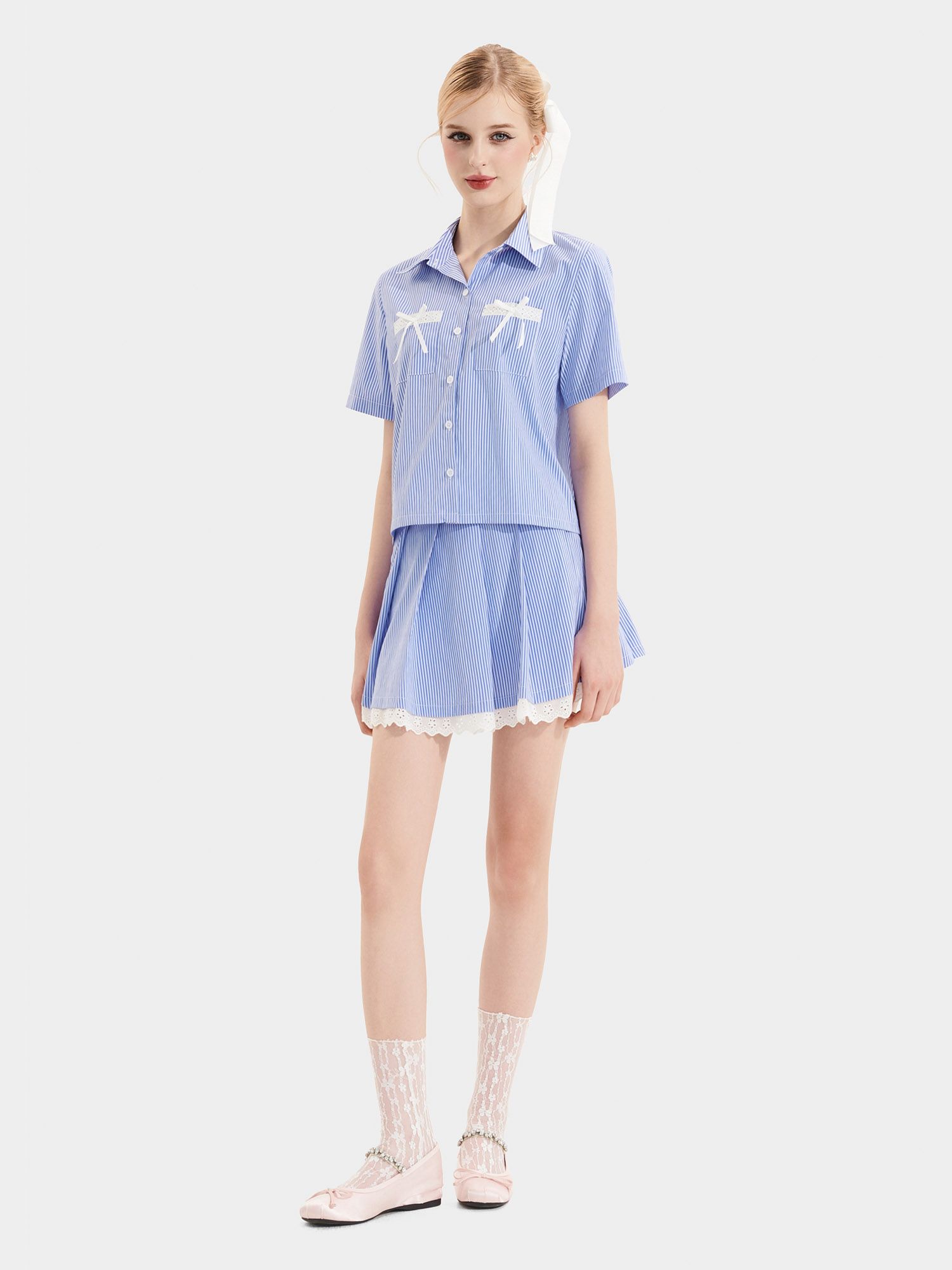  Áo sơ mi croptop 2 túi trước đính nơ 