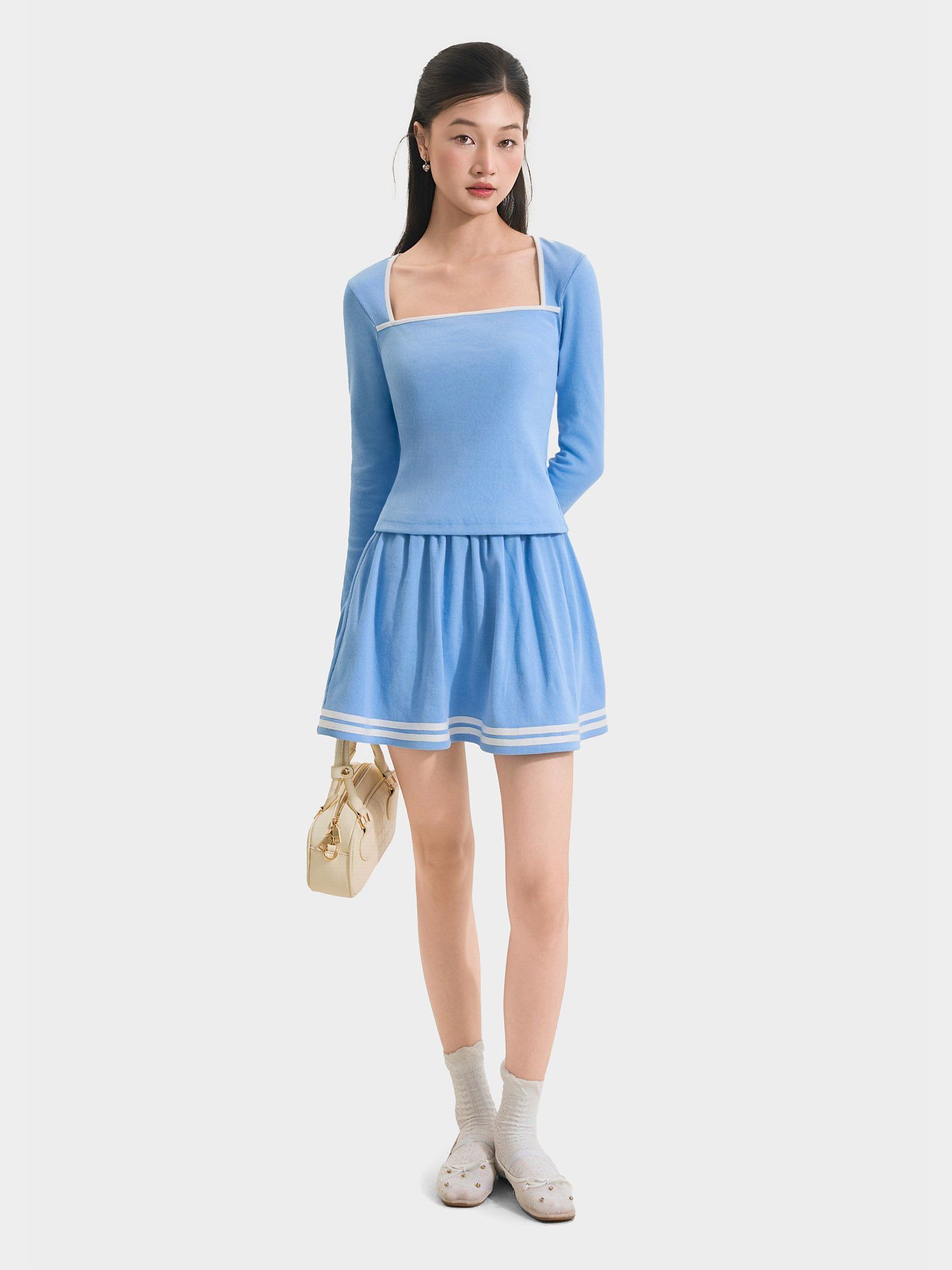  Váy thun mini form A phối viền 