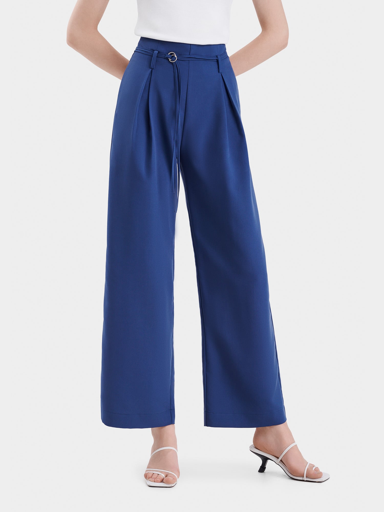 Quần dài ống suông xếp li trước 2 túi phối dây thắt lưng