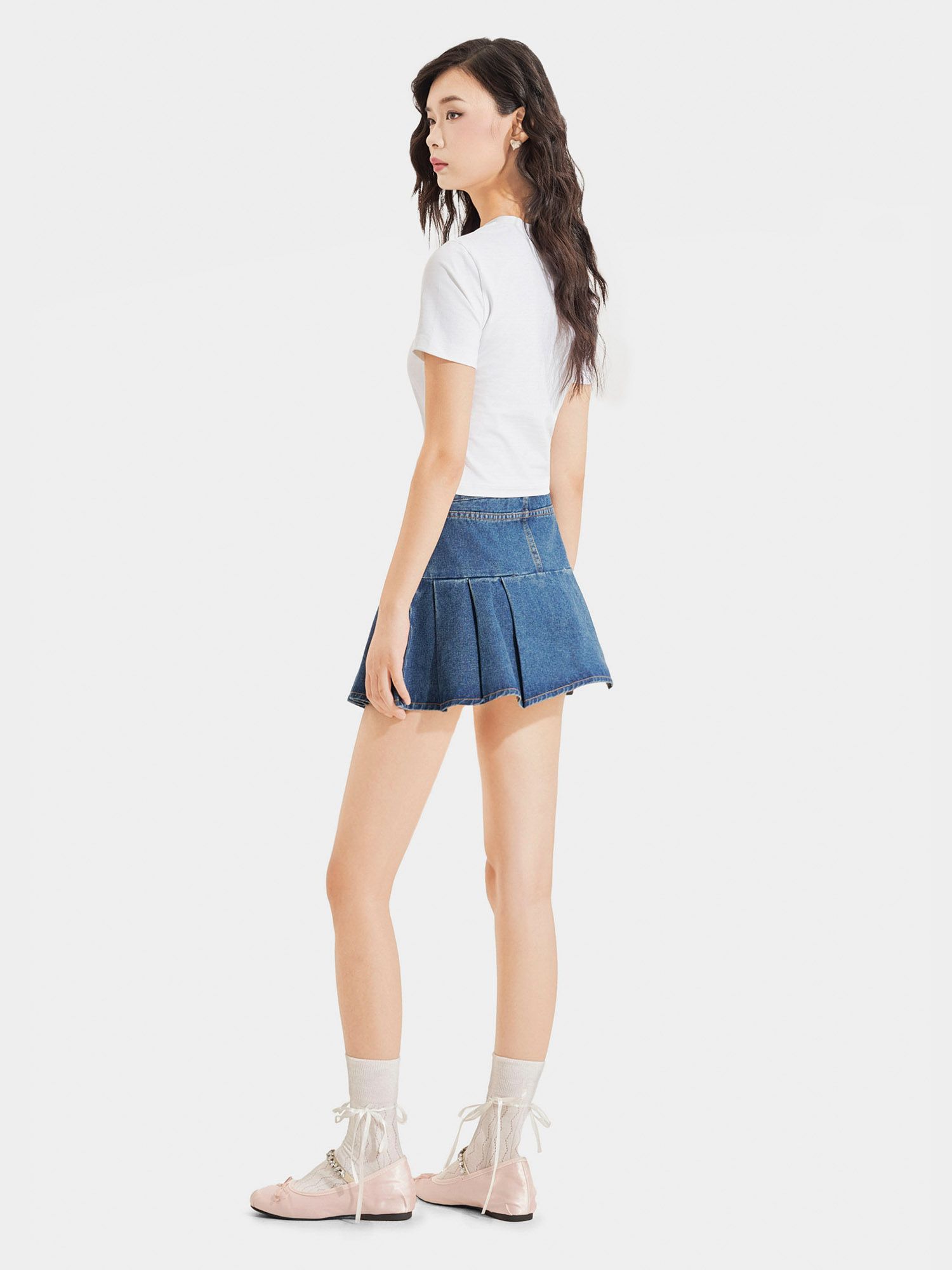  Váy jean mini xếp li diễu chỉ nổi 
