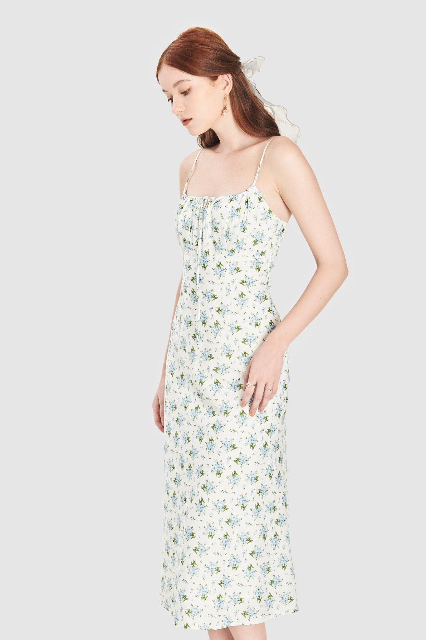 Đầm slip 2 dây nhún ngực họa tiết hoa