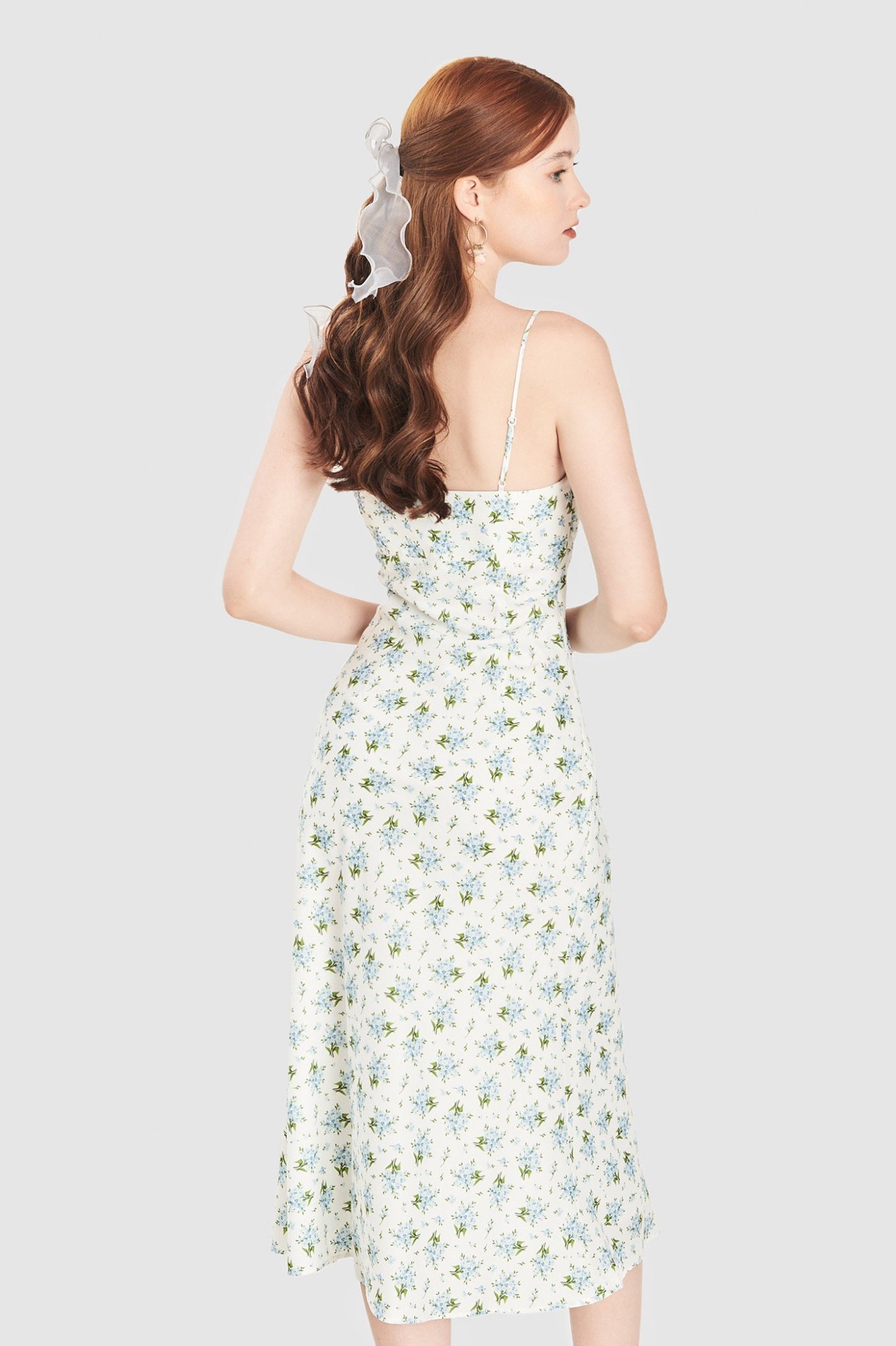 Đầm slip 2 dây nhún ngực họa tiết hoa