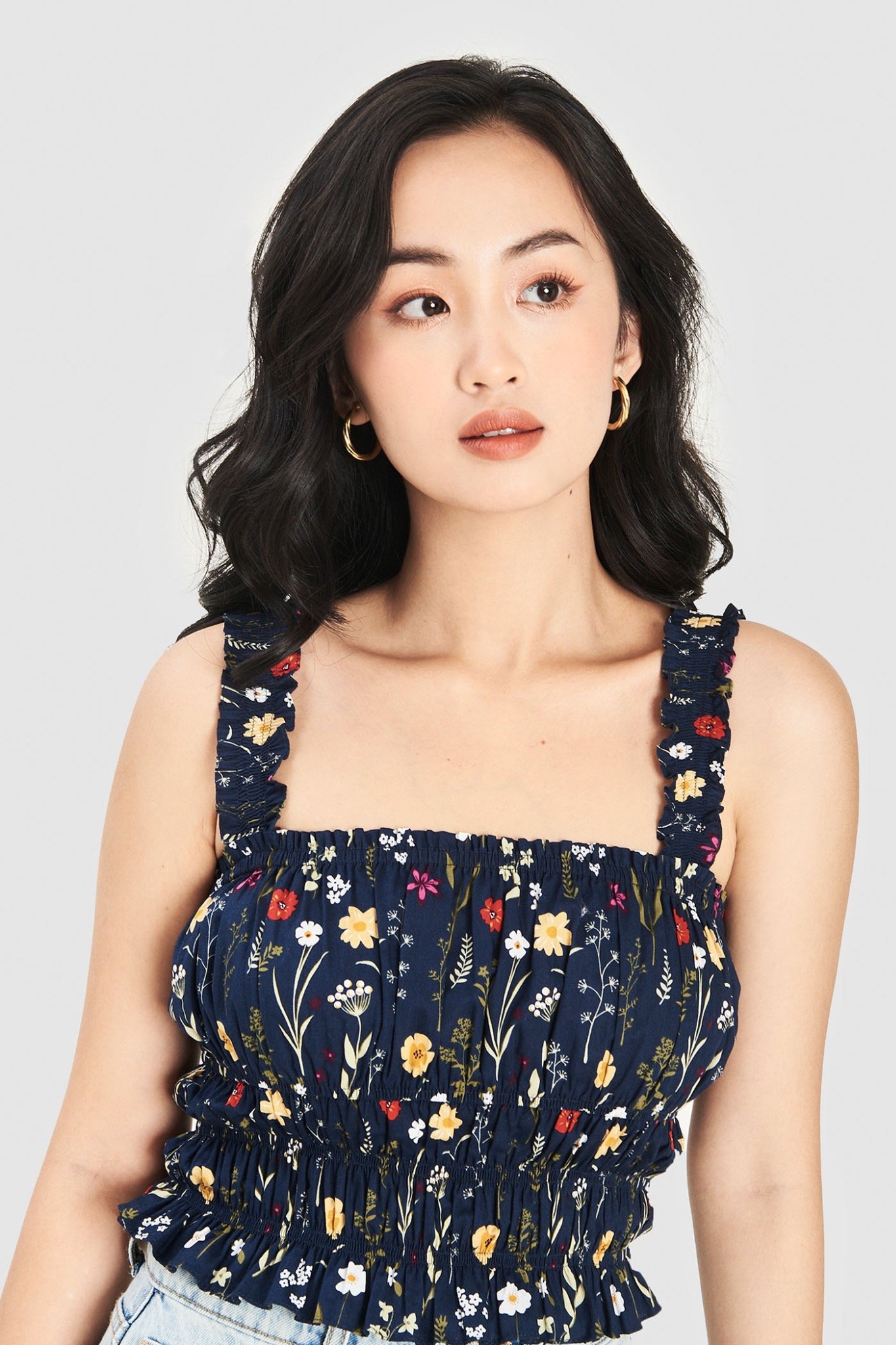 Áo 2 dây crop top rút nhún họa tiết hoa