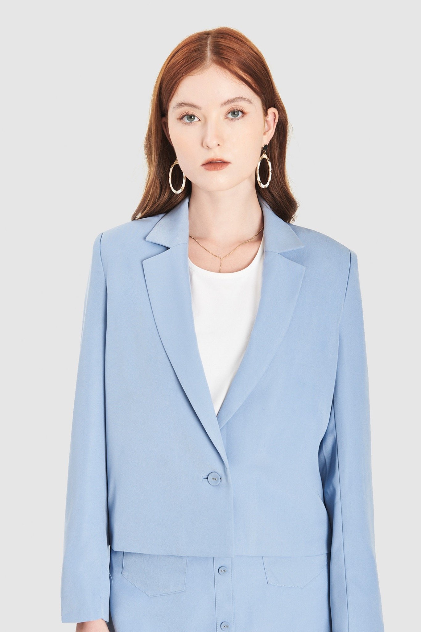 Áo blazer crop cài 1 nút