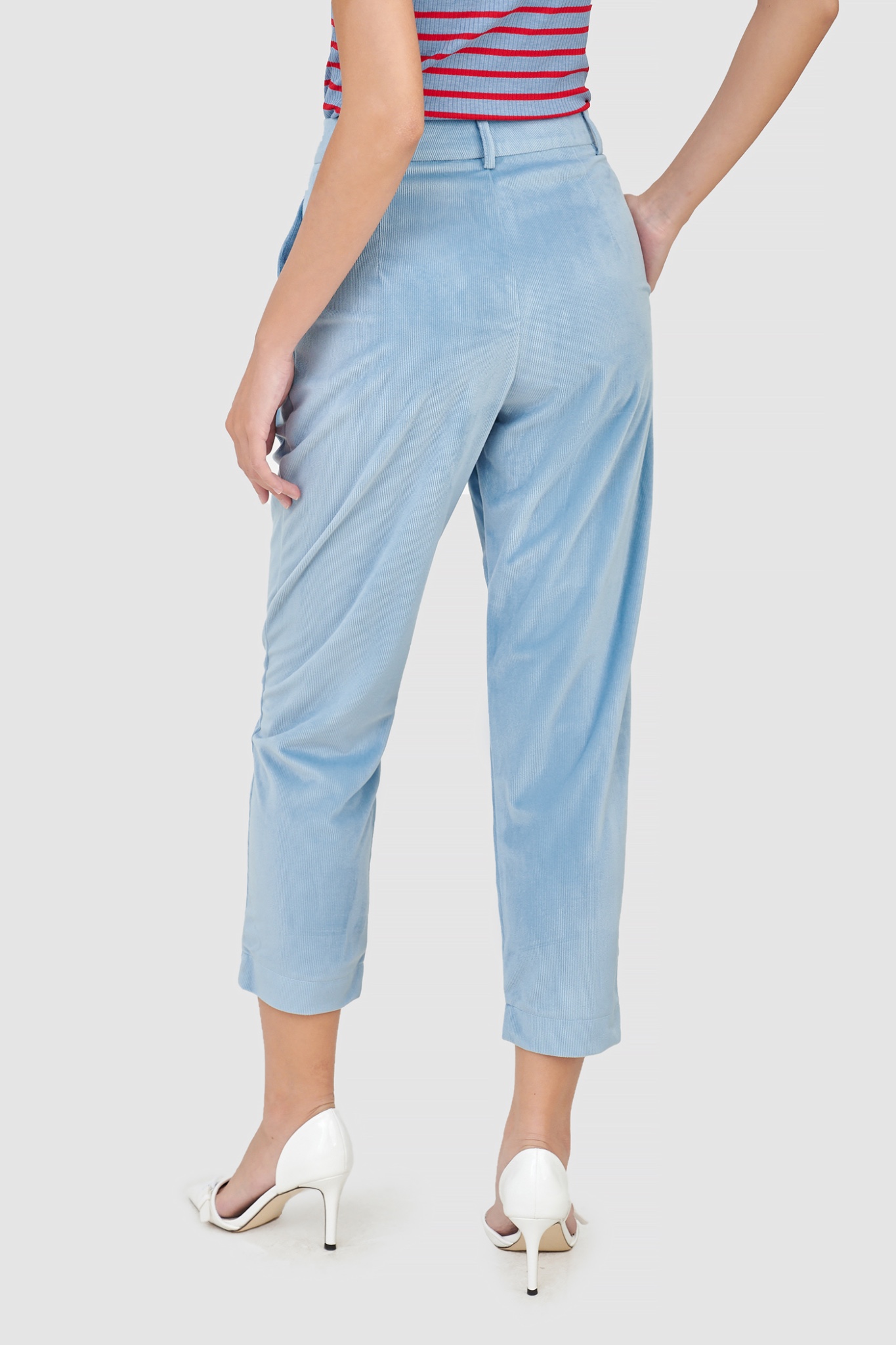Quần form baggy nhung