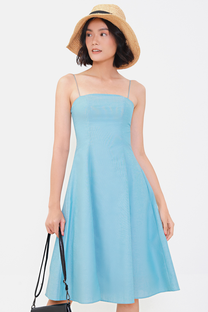 Đầm 2 dây linen mỏng