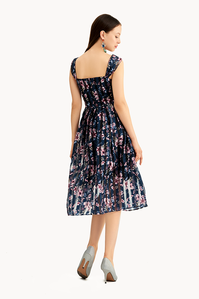 Đầm hoa văn sheer 2 dây