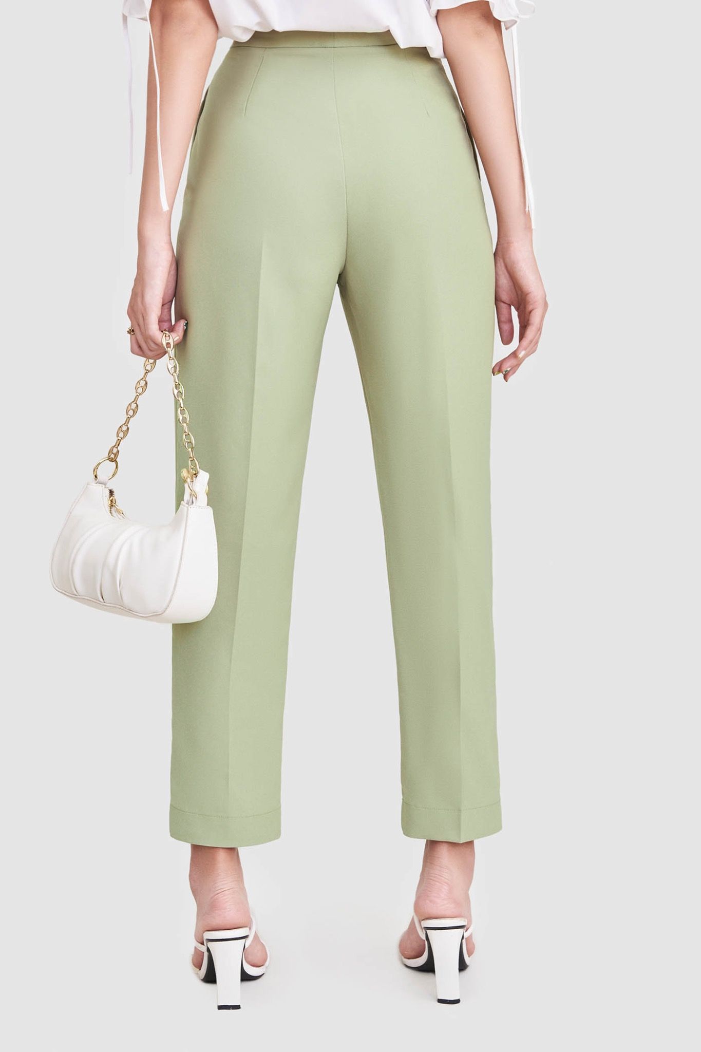  Quần form baggy xếp 4 ly 