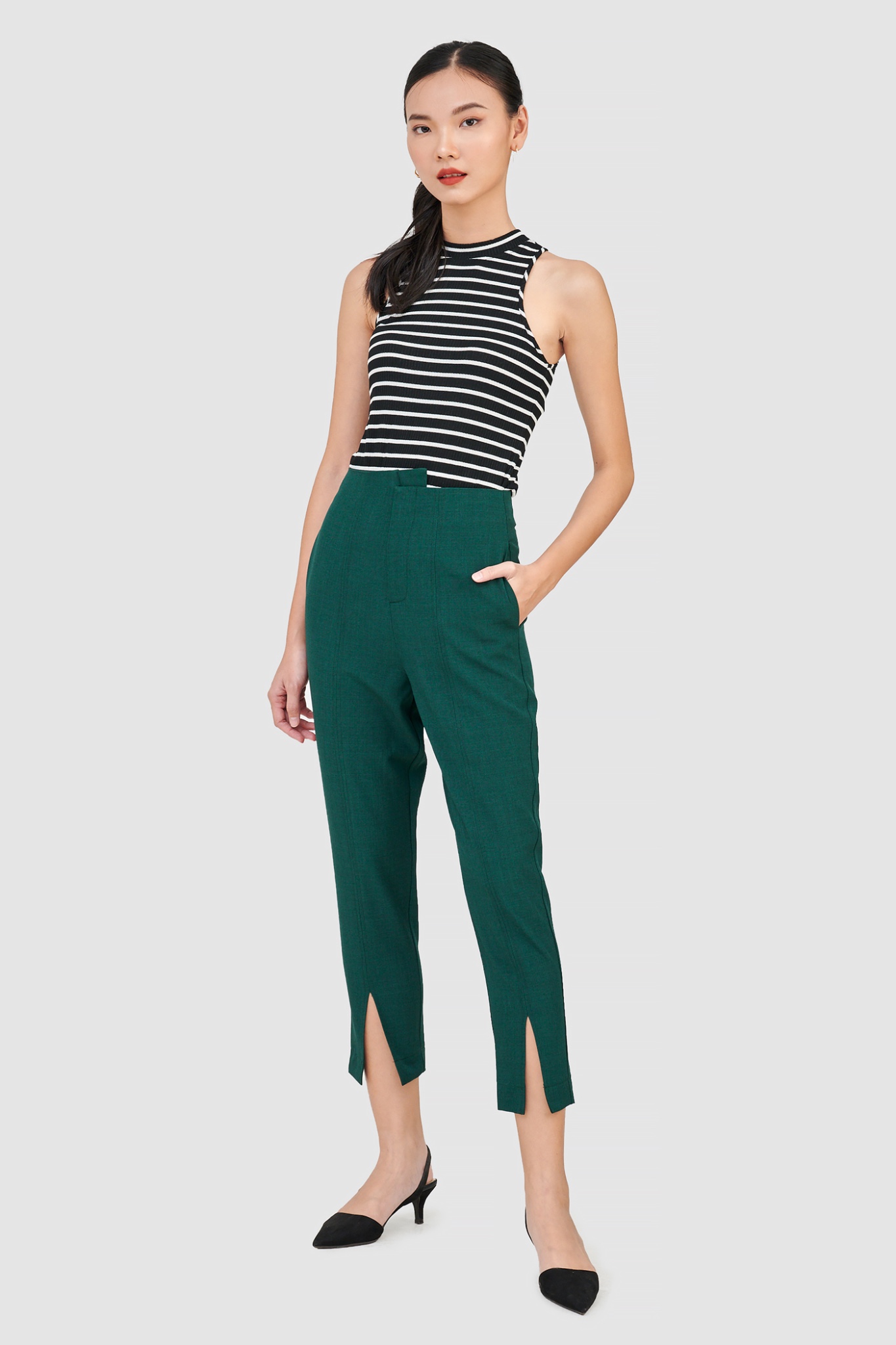 Quần tây form baggy xẻ lai