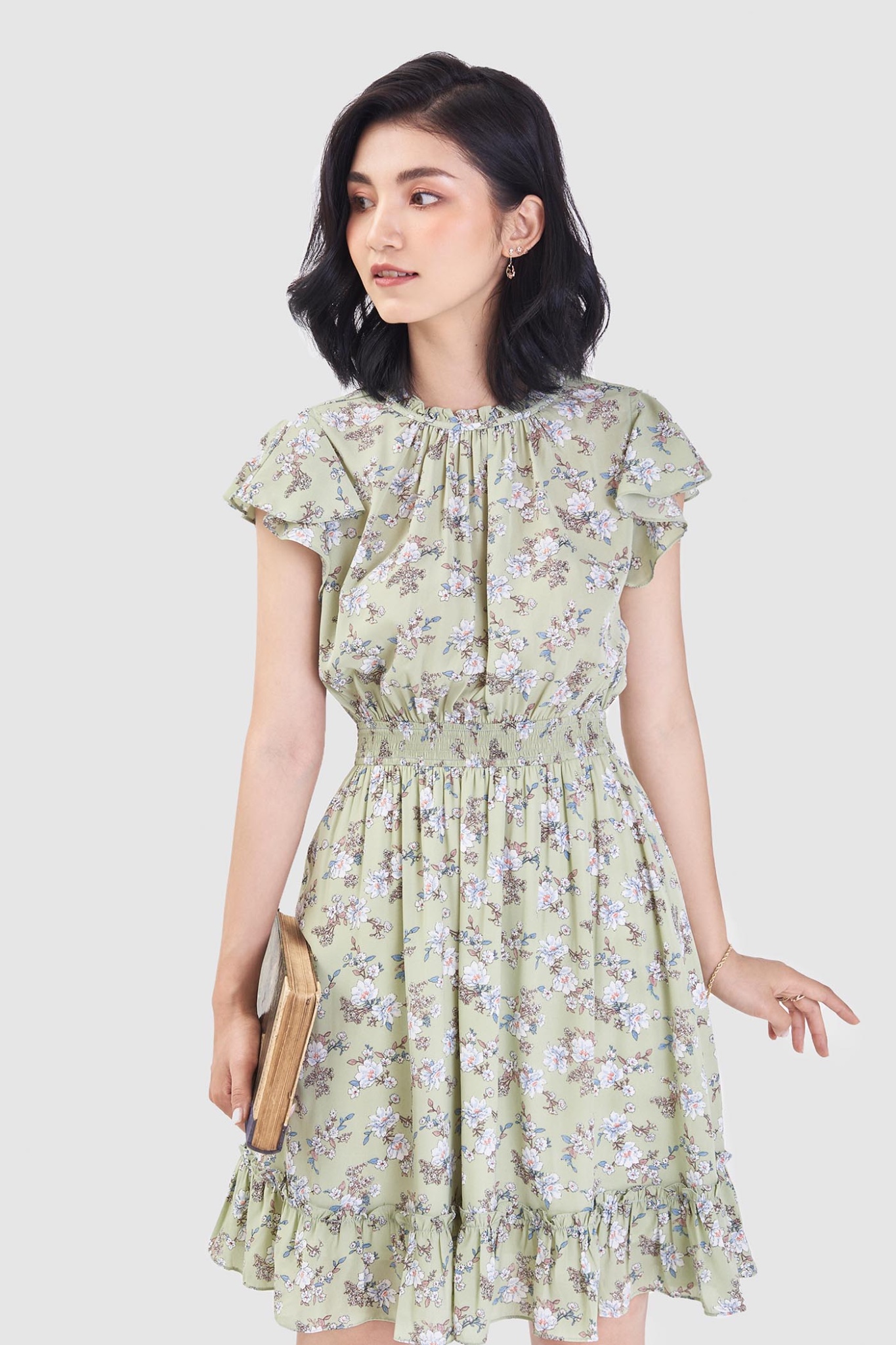 Đầm tay bèo con nhấn smocking eo