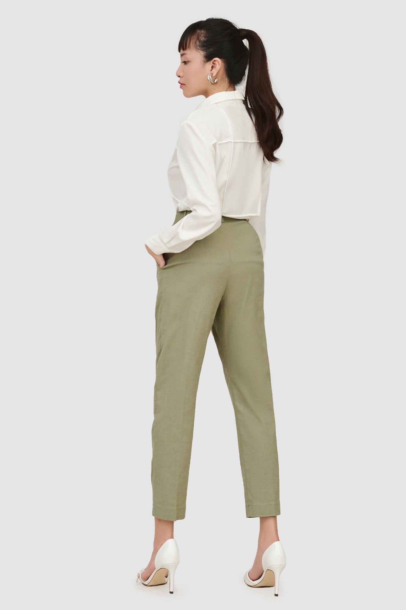 Quần tây form baggy kèm nịt
