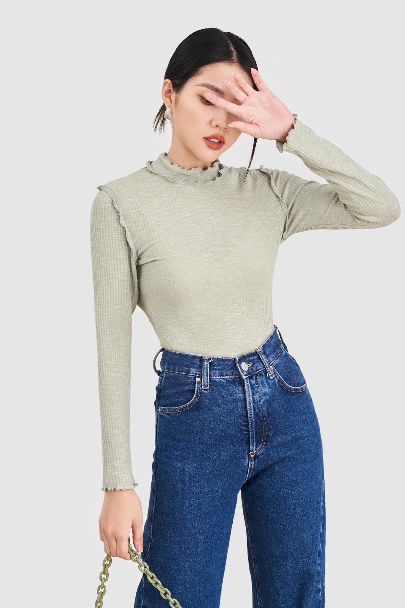  Áo thun tay dài knit viền chỉ màu 