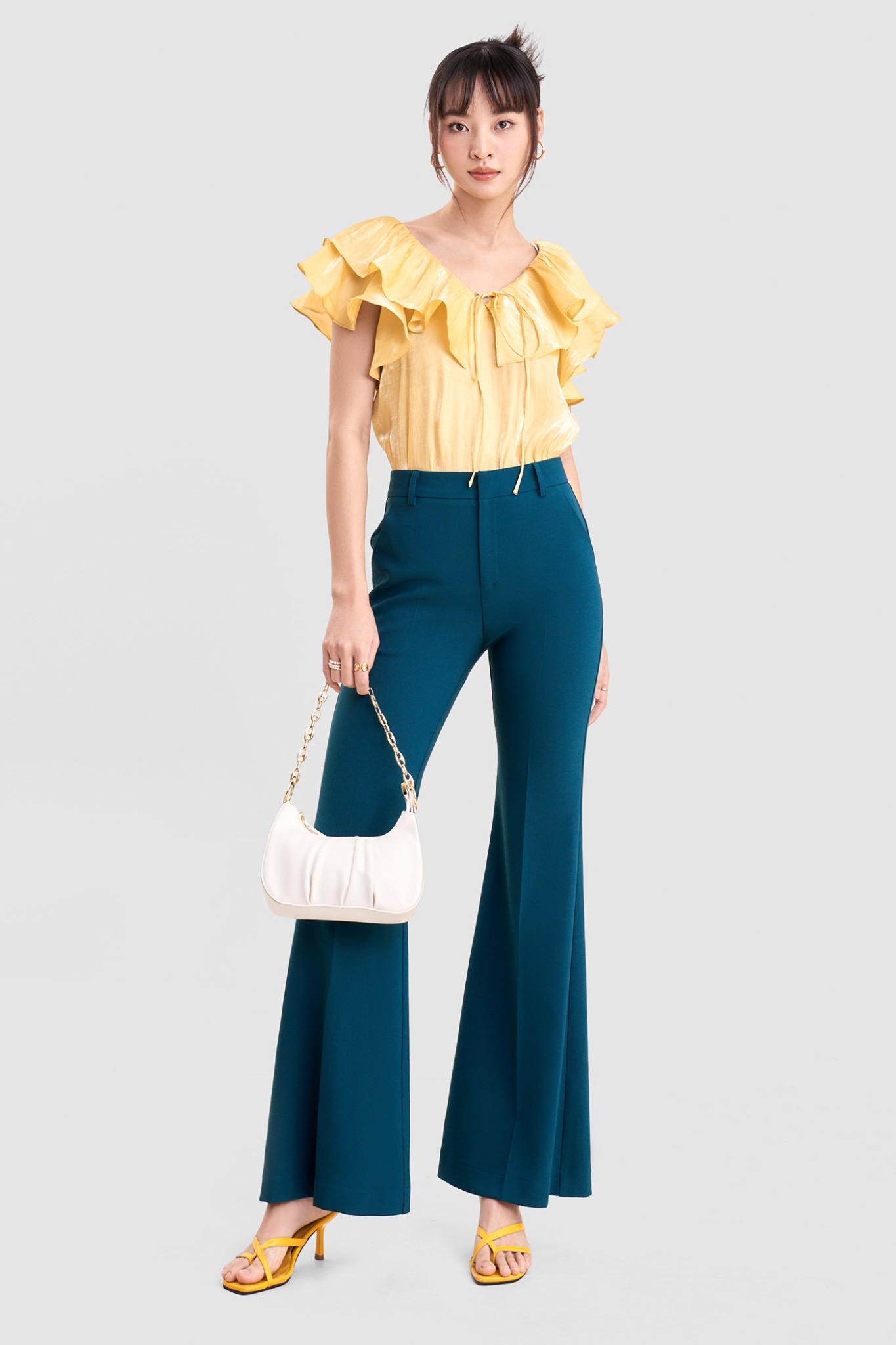 Quần tây ống loe