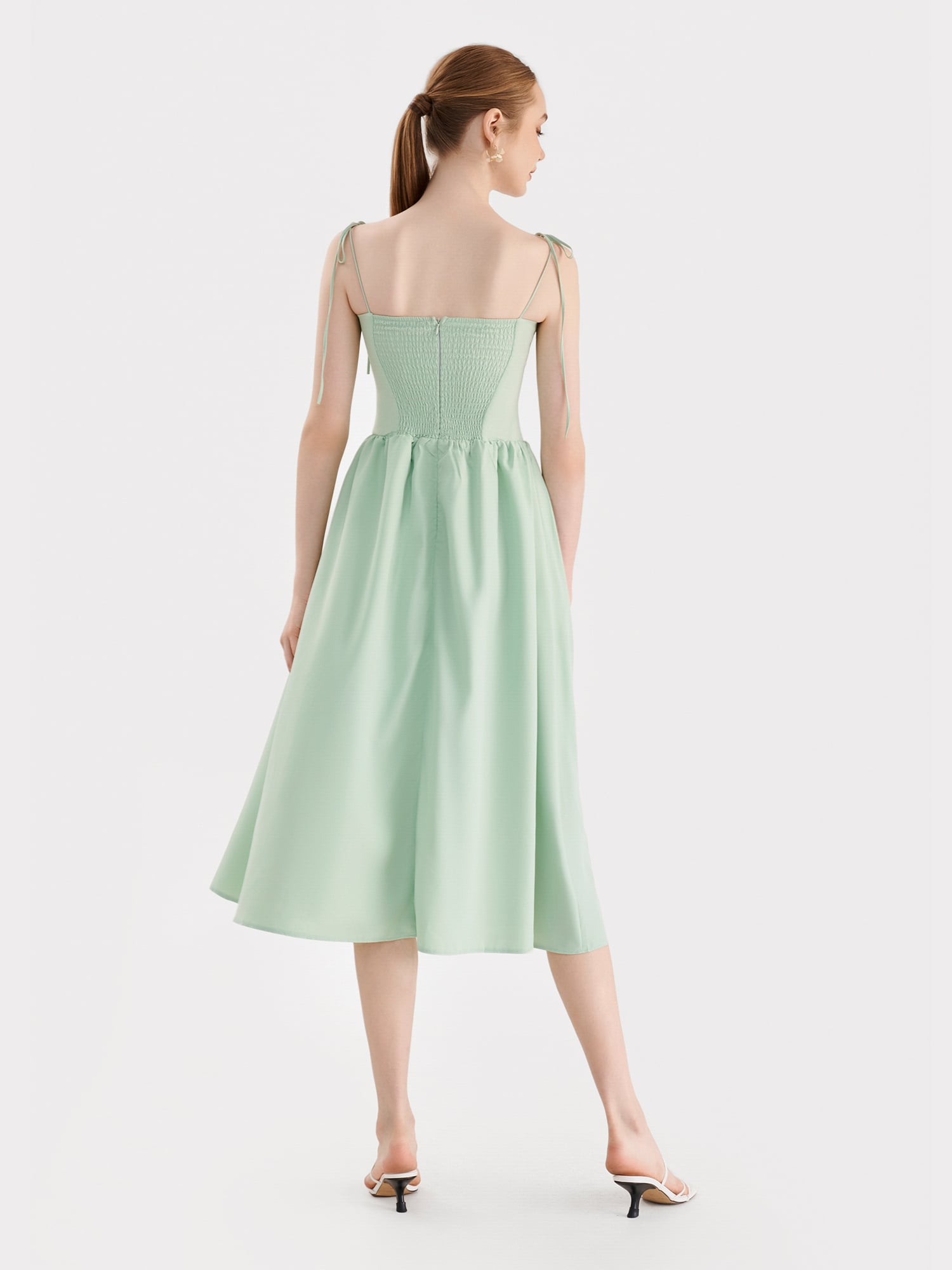 Đầm midi 2 dây smocking lưng