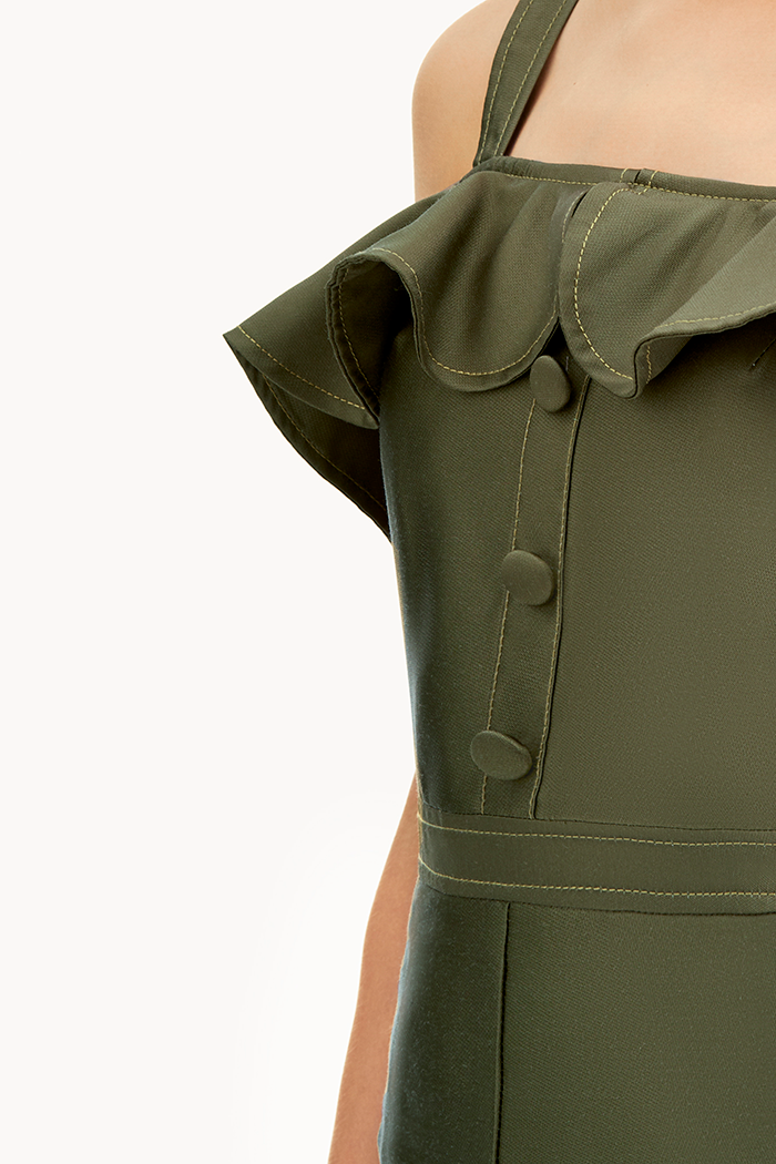 Jumpsuit bèo nút bọc