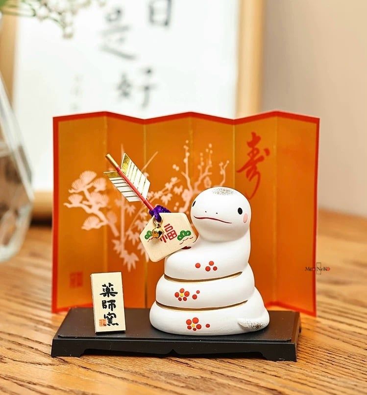  Rắn ngậm tên may mắn RN86 