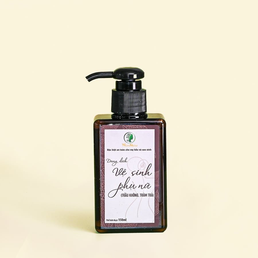 Dung dịch vệ sinh phụ nữ ( Trầu không, Tràm trà ) 150ml