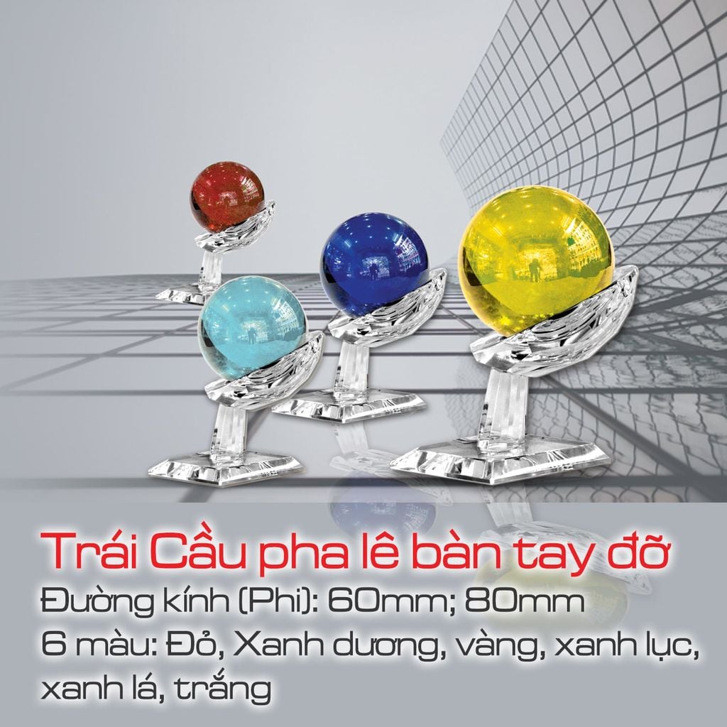trái cầu pha lê màu sắc