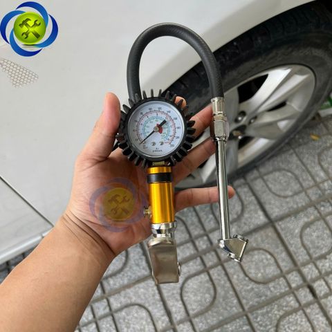 Đồng hồ bơm lốp xe máy - ô tô VND8065 (10 - 220PSI)