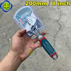 Mỏ lết TOTAL tay cầm bọc nhựa đầy đủ kích thước (6-8-10-12 inch)