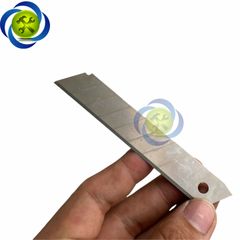 Lưỡi dao rọc giấy Century LU-LUOIDR kích thước 18mm x 100mm x 0.5mm (10 lưỡi /hộp)