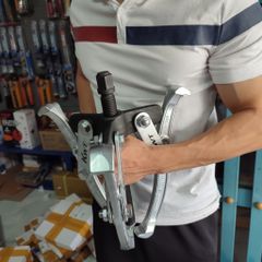 Cảo ba chấu 10 inch KWT 3-10CRV 250mm