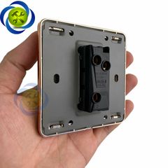 Công tắc đơn 1 chiều AKKO STAR 04030 màu vàng đồng