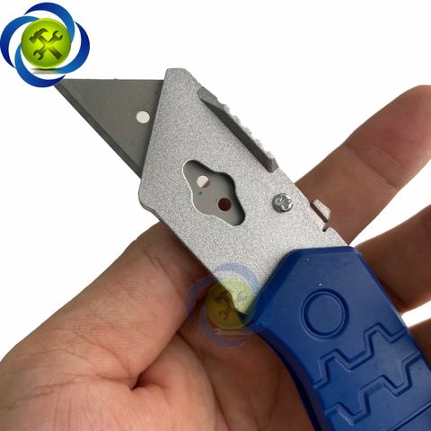 Dao rọc cáp gấp gọn WADFOW WSK9419 sử dụng lưỡi ngắn 19mm