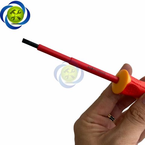 Tua vít dẹp cách điện 4x100mm Total THTIS4100