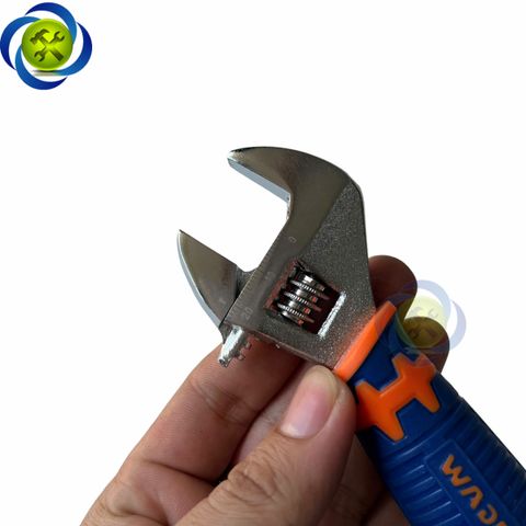 Mỏ lết mini 140mm (5.5 inch) Wadfow WAW3106 tay cầm bọc nhựa