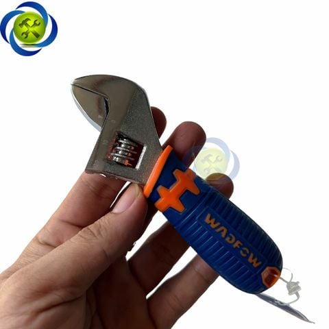 Mỏ lết mini 140mm (5.5 inch) Wadfow WAW3106 tay cầm bọc nhựa