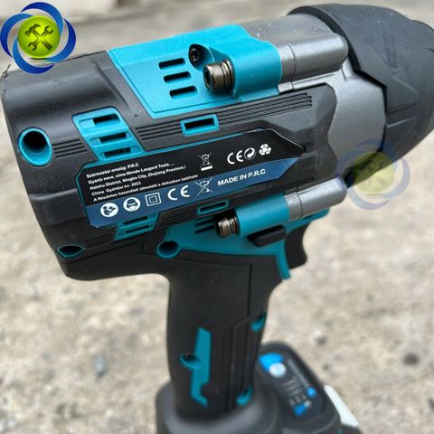 Máy siết bulong đầu 1/2 HITMAN VND-9016 lực siết 700Nm, không chổi than (bộ hộp nhựa)