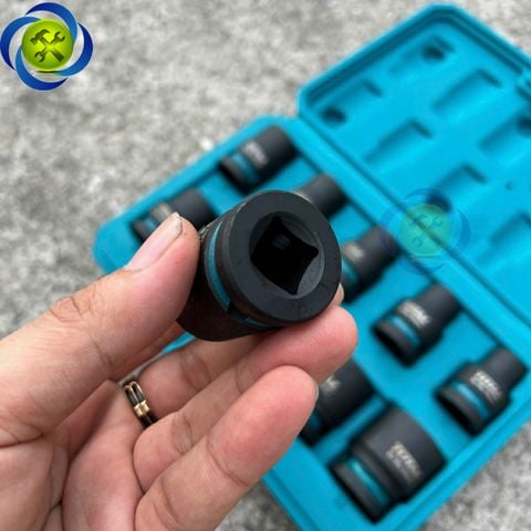 Bộ tuýp đen ngắn TOTAL THISTD12101 loại 1/2 inch có 10 chi tiết (10 - 24mm)
