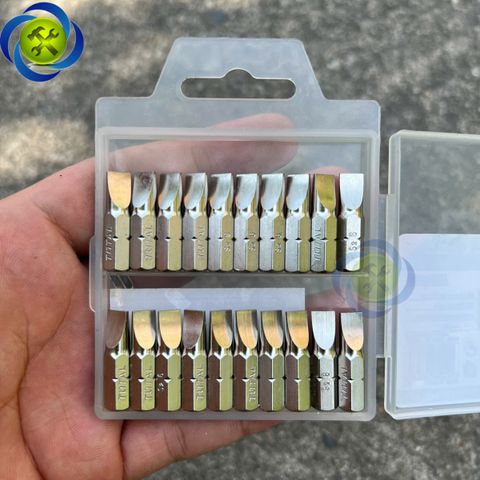 Hộp mũi vít dẹp  6mm x 1.0mm x 25mm  TOTAL TAC16SL413 (20cái/hộp)