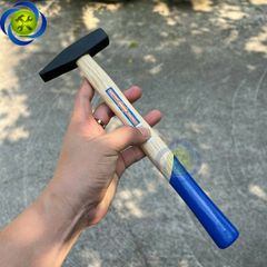 Búa cơ khí cán gỗ 200g Wadfow WMB1302