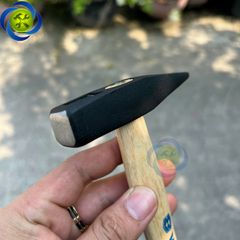Búa cơ khí cán gỗ 200g Wadfow WMB1302