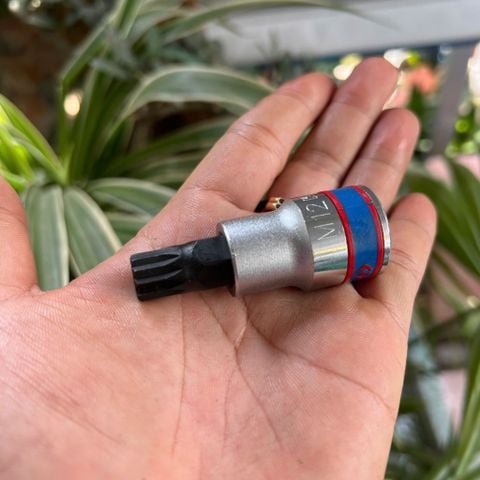 Bộ đầu tuýp lục giác sao 12 cạnh có 5 chi tiết Kingtony 4105PR