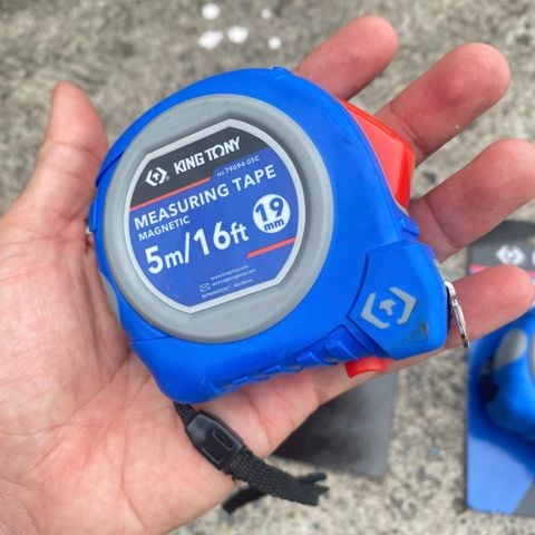 Thước cuộn Kingtony 79094 có các chiều dài từ 1 - 3 - 5- 8 Mét