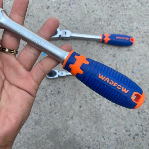 Cần siết tự động lắc léo (đầu xoay 180 độ) Wadfow WRW42xx các size 1/4 - 3/8 - 1/2 thép CR-V, 72 răng